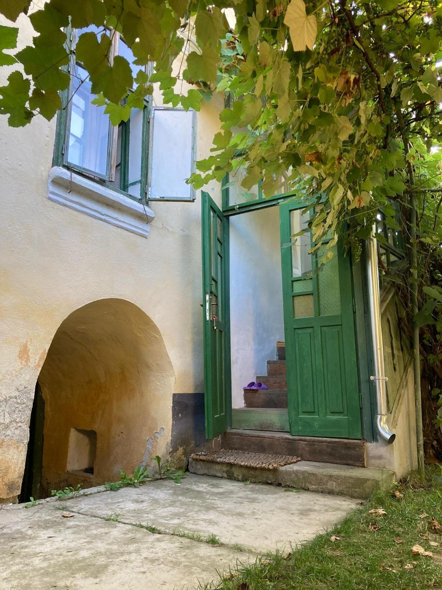 Crit House By The Church - Entire House מראה חיצוני תמונה