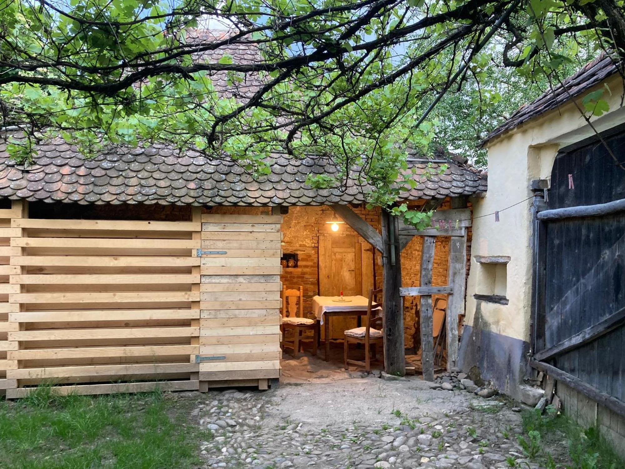 Crit House By The Church - Entire House מראה חיצוני תמונה